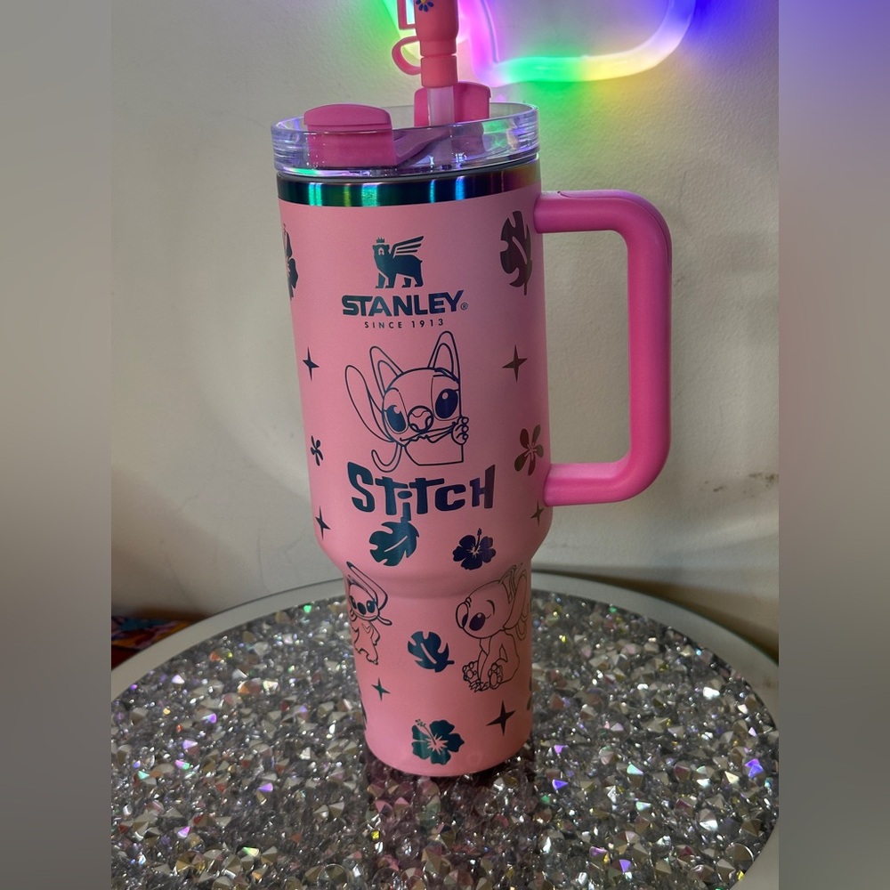 NIB - Stanley Quencher with Lilo & Stitch.